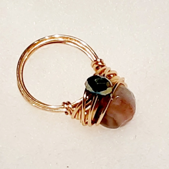 Boho Gold Wirewrapped Agate Ring - Picture 3 of 8